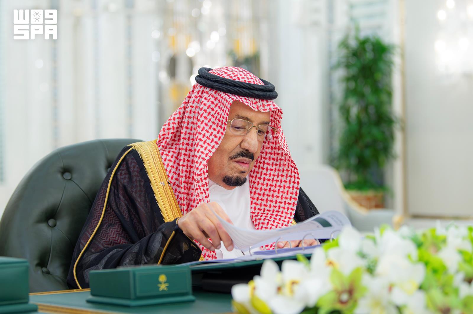 مجلس-الوزراء-يوافق-على-اللائحة-التنفيذية-لنظام-تملك-غير-السعوديين.jpg (1600×1064)