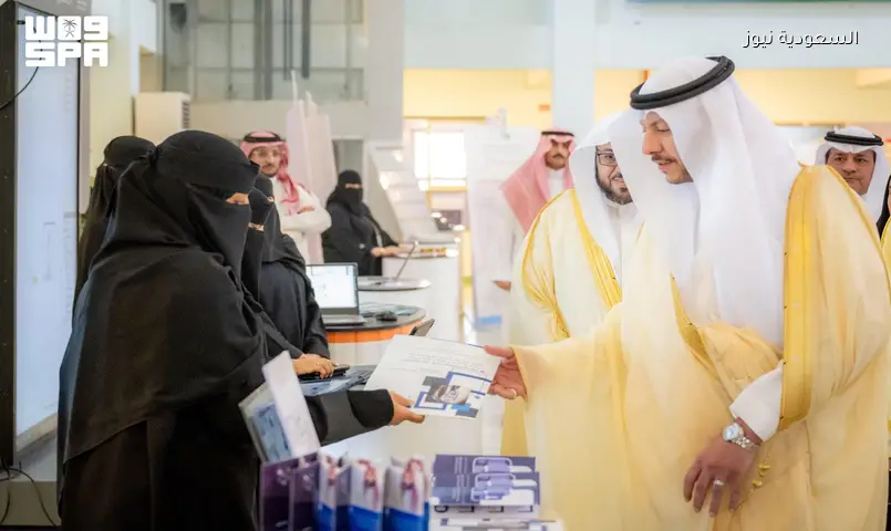 نائب أمير المدينة المنورة يتفقد مدينة طيبة التعليمية لدعم ذوي الإعاقة