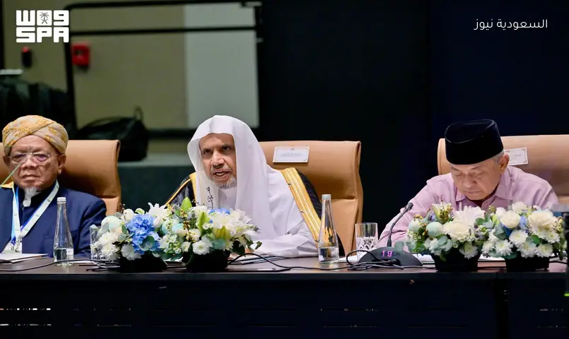العيسى يطلق مشروع اللغة العربية للحفاظ ويدشّن ملتقى علماء آسيان