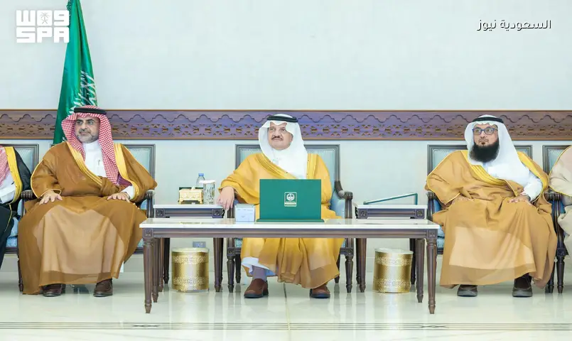 230 فتاة تستفيد: أمير الشرقية يكرم داعمي برنامج “بيدي” المهني