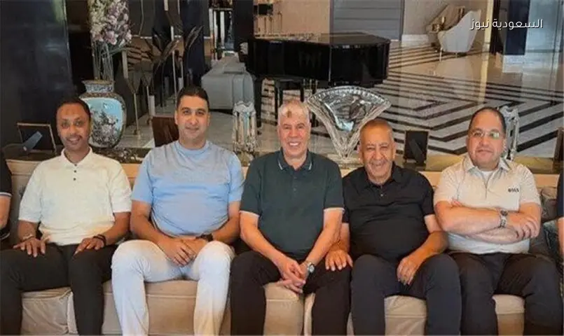 كامل أبو علي ينهي أزمة أحمد شوبير مع نواب بورسعيد بمبادرة “كلنا واحد”