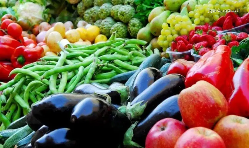 الطماطم 17.5 جنيهًا والخوخ 55 جنيهًا.. قائمة أسعار الخضراوات والفاكهة اليوم السبت 20 يونيو