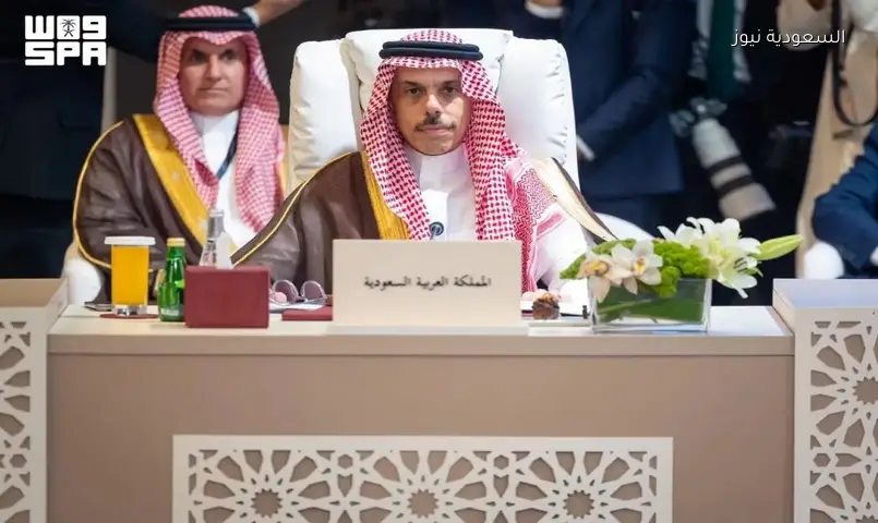 وزير الخارجية السعودي يناقش اتفاق إيران وأمريكا وقضايا فلسطين ولبنان في اجتماع عربي بعمّان