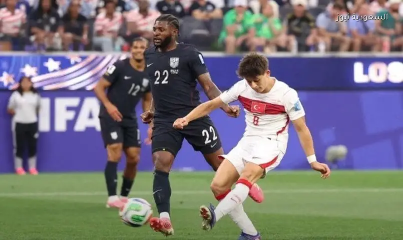 تركيا تنتزع فوزًا دراماتيكيًا على أمريكا 3-2 في كأس العالم