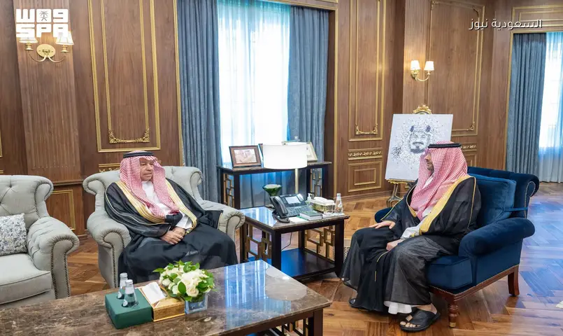 أمير الحدود الشمالية يكرّم طلاباً متميزين بجائزة الأميرة صيتة للعمل الاجتماعي