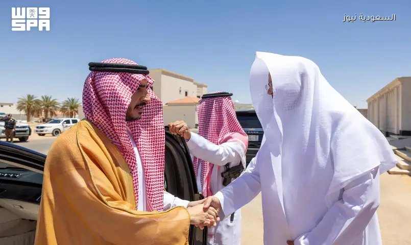 أمير الجوف يعزي رئيس محكمة الاستئناف بوفاة والده