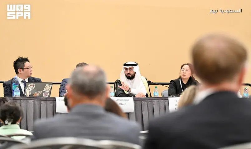 رئيس الغذاء والدواء: الذكاء الاصطناعي يسرع ابتكار الأدوية