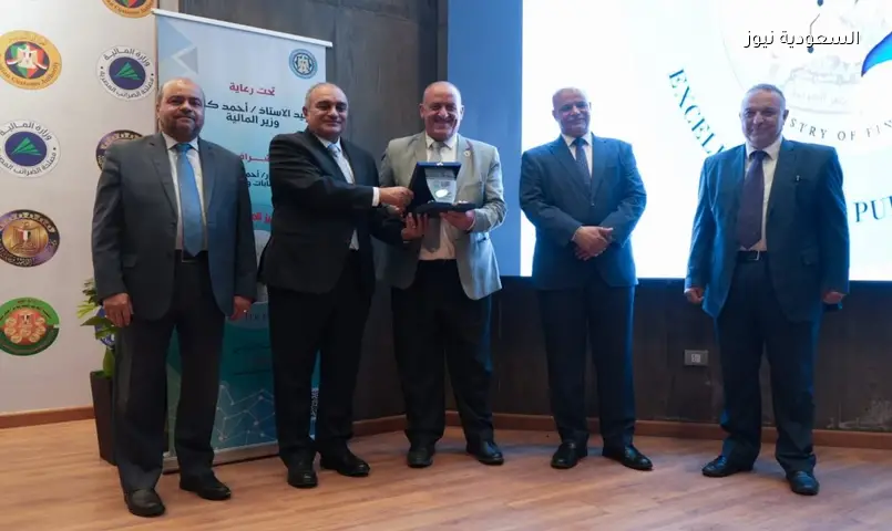 مالية الإسكندرية تحصد “كأس التميز” في مسابقة الإبداع الوزارية