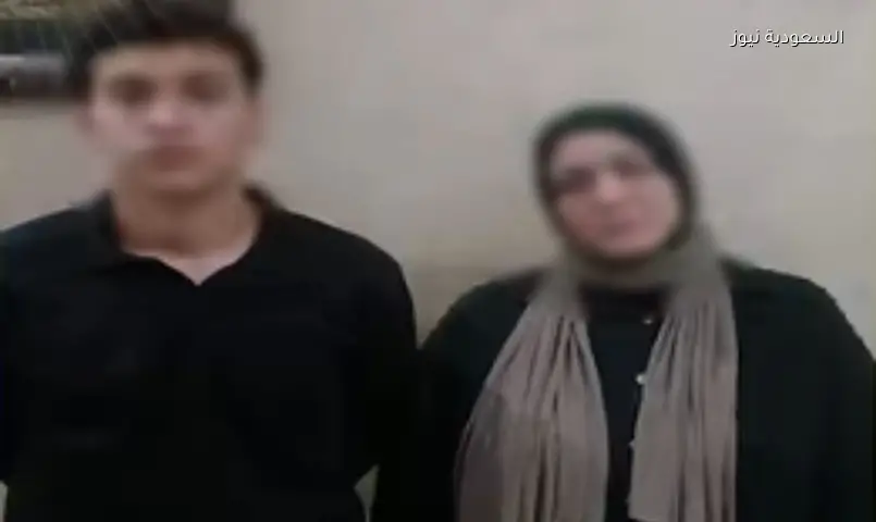الجيزة: عامل ووالدته يتلفان سيارة بسبب ركنها أمام محلهما