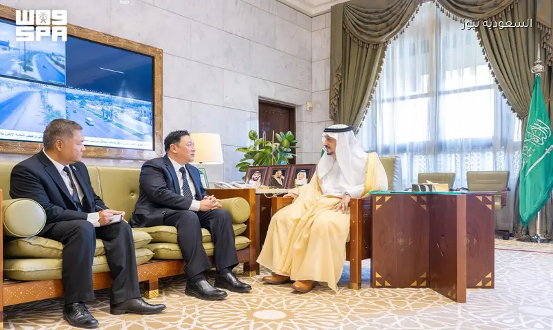 أمير الرياض يستقبل السفير التايلندي الجديد
