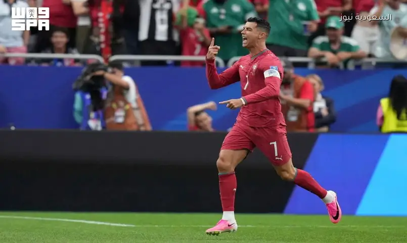 رونالدو يدخل التاريخ: أول لاعب يسجل في 6 كؤوس عالم