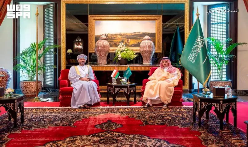 السعودية وعُمان تبحثان الاتفاق الأمريكي الإيراني وتوترات المنطقة