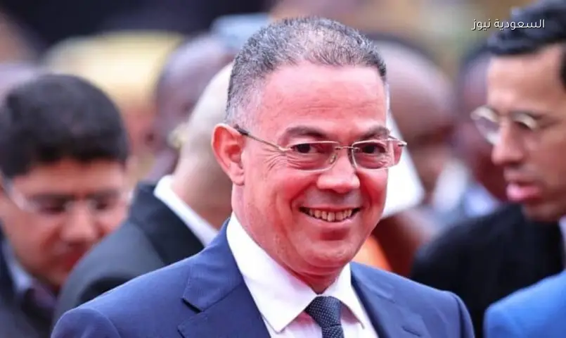 فيديو: لاعبو المغرب يحملون فوزي لقجع بعد إقصاء هولندا من كأس العالم