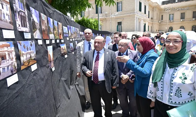 100 طالب من جامعة القاهرة يوثقون معالم الجيزة في معرض “هنا الجيزة”