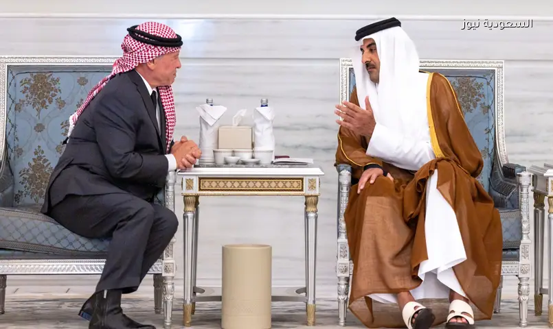 الملك عبدالله الثاني يعزي أمير قطر الشيخ تميم في الدوحة بوفاة والده