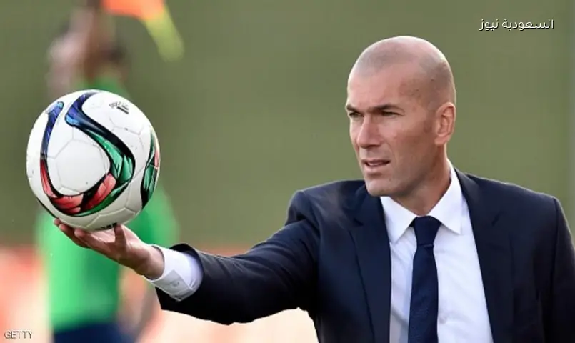 زيدان يقترب من تدريب منتخب فرنسا.. ورومانو يؤكد توقيع العقد