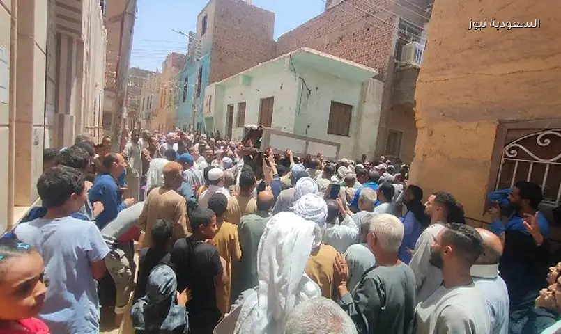 زغاريد وتكبيرات في وداع الشيخ حمادة صعصع.. مشهد نادر يهز إسنا بالأقصر