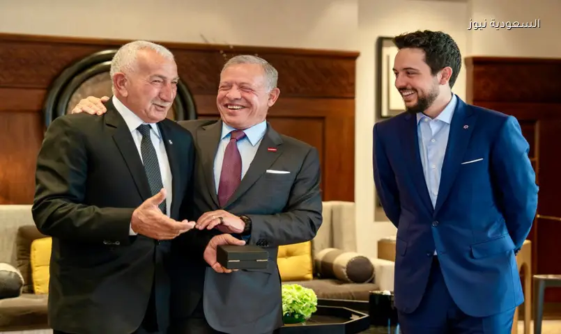 الملك عبدالله يرثي الرائد سميح جنكات: “رفيق عزيز ودرب أجيالاً”