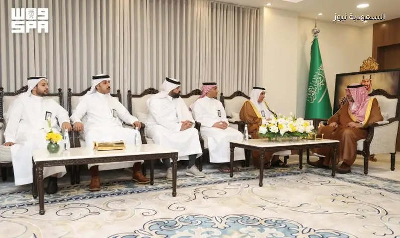 أمير نجران يستعرض مشاريع الطرق: طريق مباشر يربط المنطقة بجازان وشبكة 2869 كم