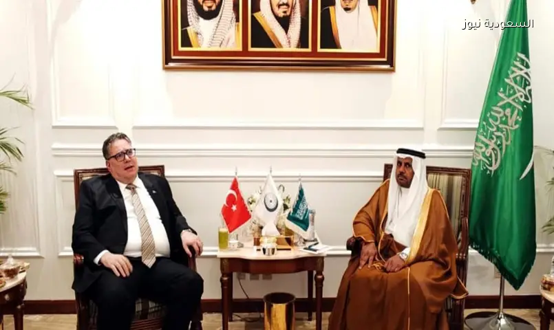 السحيباني وأوراز يبحثان تعزيز التعاون الإسلامي المشترك بجدة