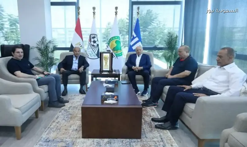 أبو ريدة وشوقي غريب: اجتماع لبحث تطوير المنظومة