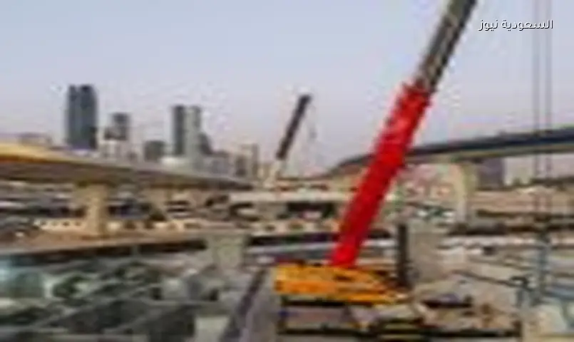 جسر الثمامة بالرياض يكتمل نصفه.. 200 ألف مركبة يومياً