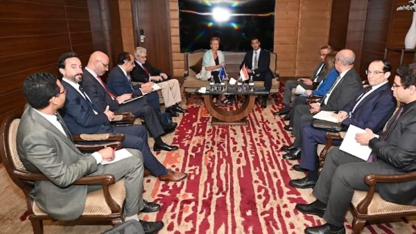 وزير الصناعة المصري ورئيسة بعثة الاتحاد الأوروبي