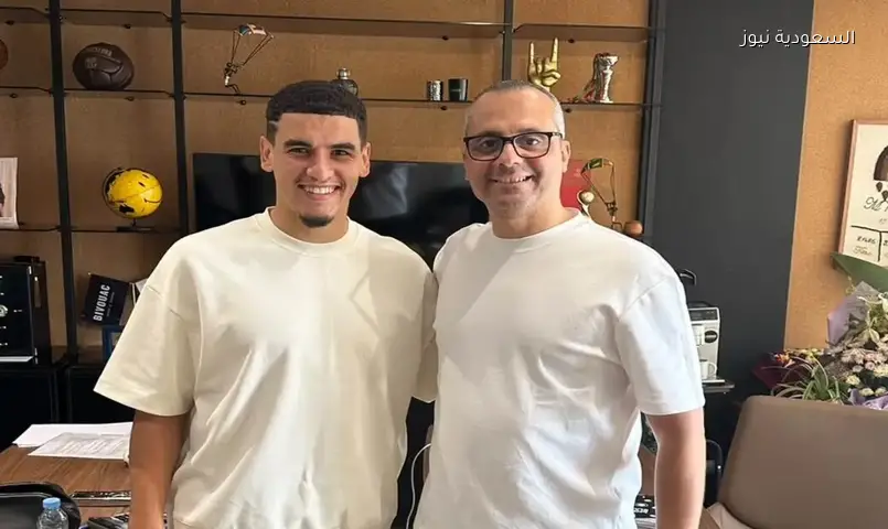 عموتة يجهز برنامجاً خاصاً لبنجديدة.. وهذا موعد وصوله