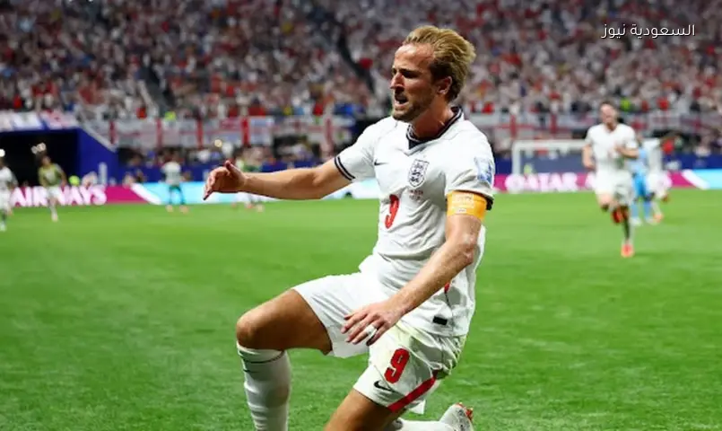 إنجلترا تهزم المكسيك 3-1 في مباراة مثيرة رغم النقص العددي