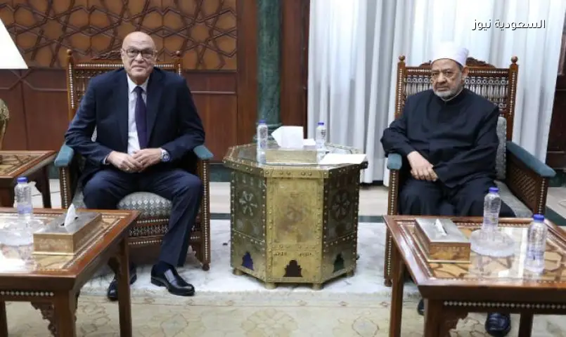 شيخ الأزهر يهنئ رئيس قضايا الدولة الجديد: العدالة أساس بناء الدول