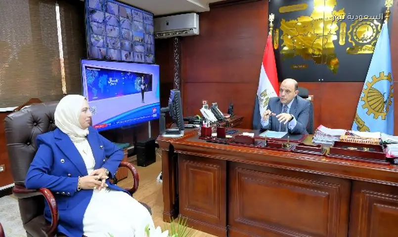 الغربية: المحافظ يناقش خطط العمل مع قيادات الاستعلامات والمالية الجدد