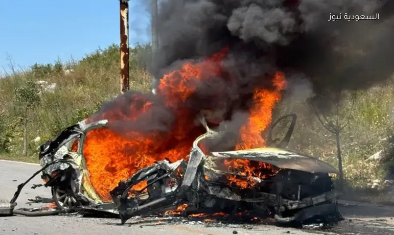 غارة إسرائيلية تقتل مدير مدرسة و3 آخرين في سيارة جنوب لبنان