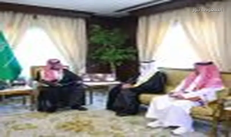 نائب أمير عسير يتفقد استعدادات الهلال الأحمر لصيف 2026