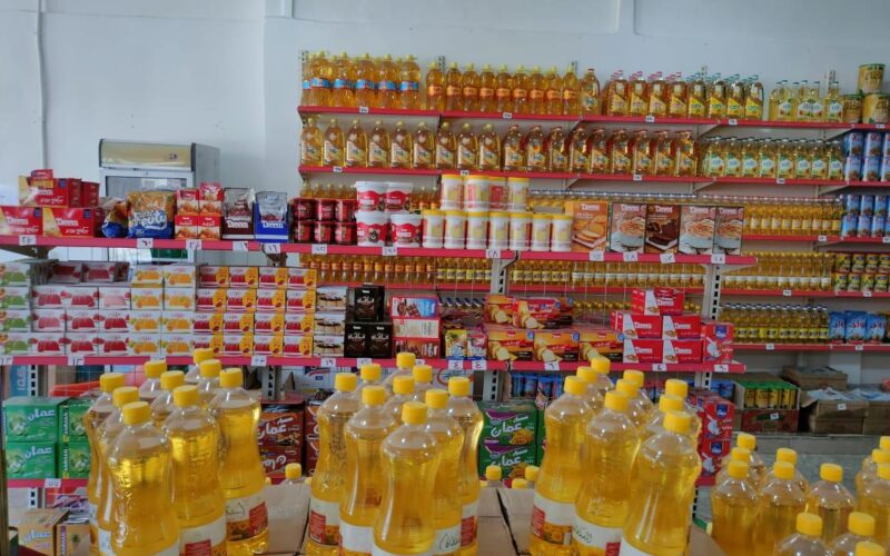 “بشرى للمصريين قبل رمضان ” تراجع أسعار 50 سلعة غذائية في الأسواق بعد انهيار الدولار
