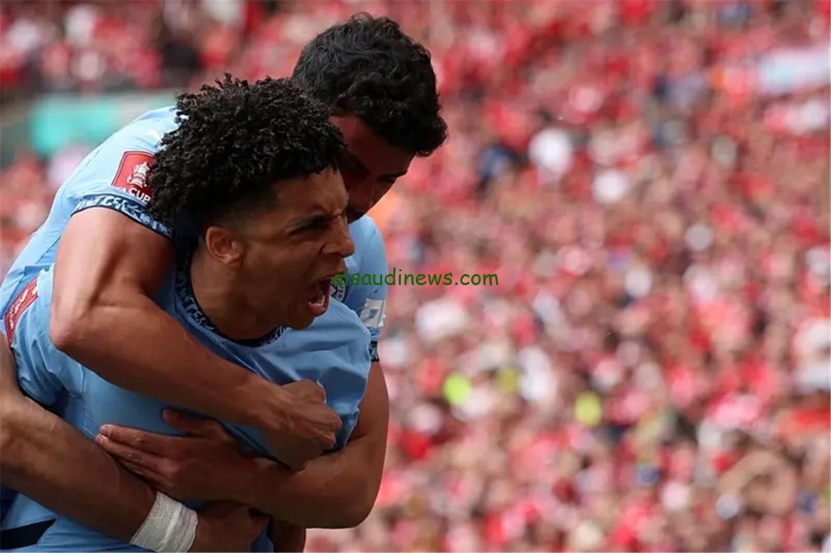 فيديو ريكو لويس يسجل أول أهداف مانشستر سيتي ضد نوتينجهام فورست