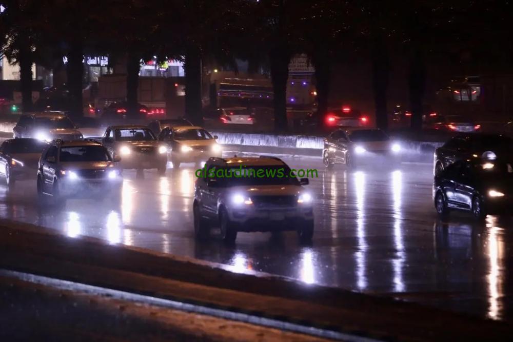 توقعات الطقس في المدينة المنورة: تحذيرات من أمطار غزيرة في المهد والحناكية
