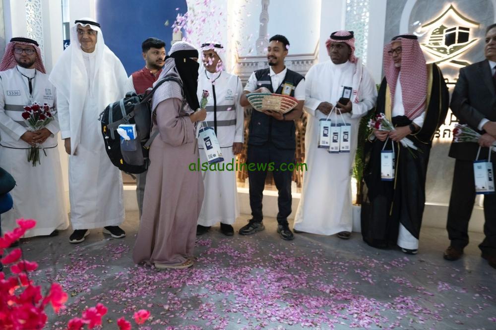 المدينة المنورة تستقبل أولى رحلات الحج من الهند بأجواء ترحيبية