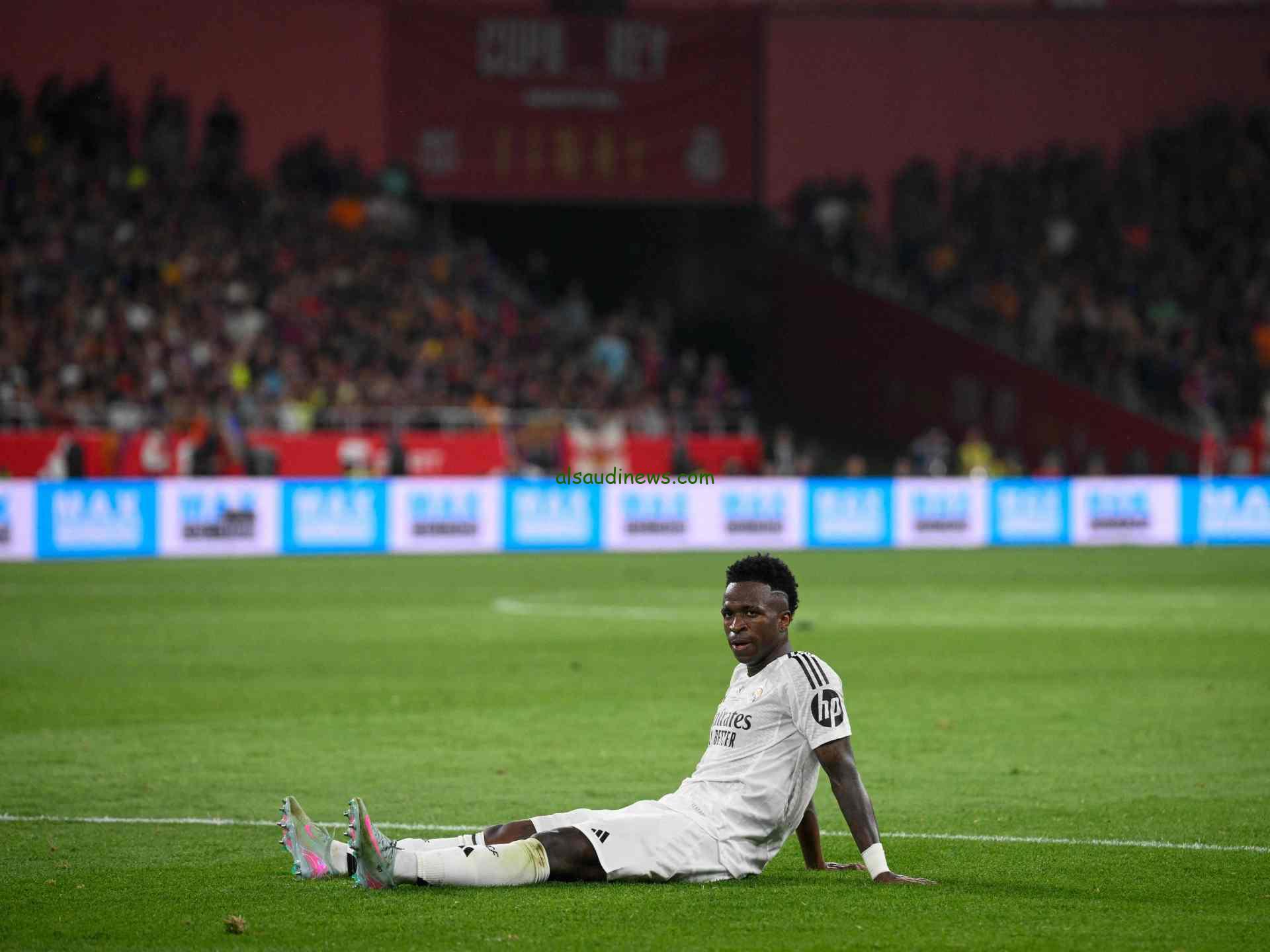 ريال مدريد يتلقى ضربة جديدة بعد خسارة الكلاسيكو وحالات الطرد