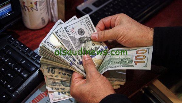 اكتشف سعر الدولار اليوم الإثنين 5 مايو 2025 في تعاملات البنوك المسائية