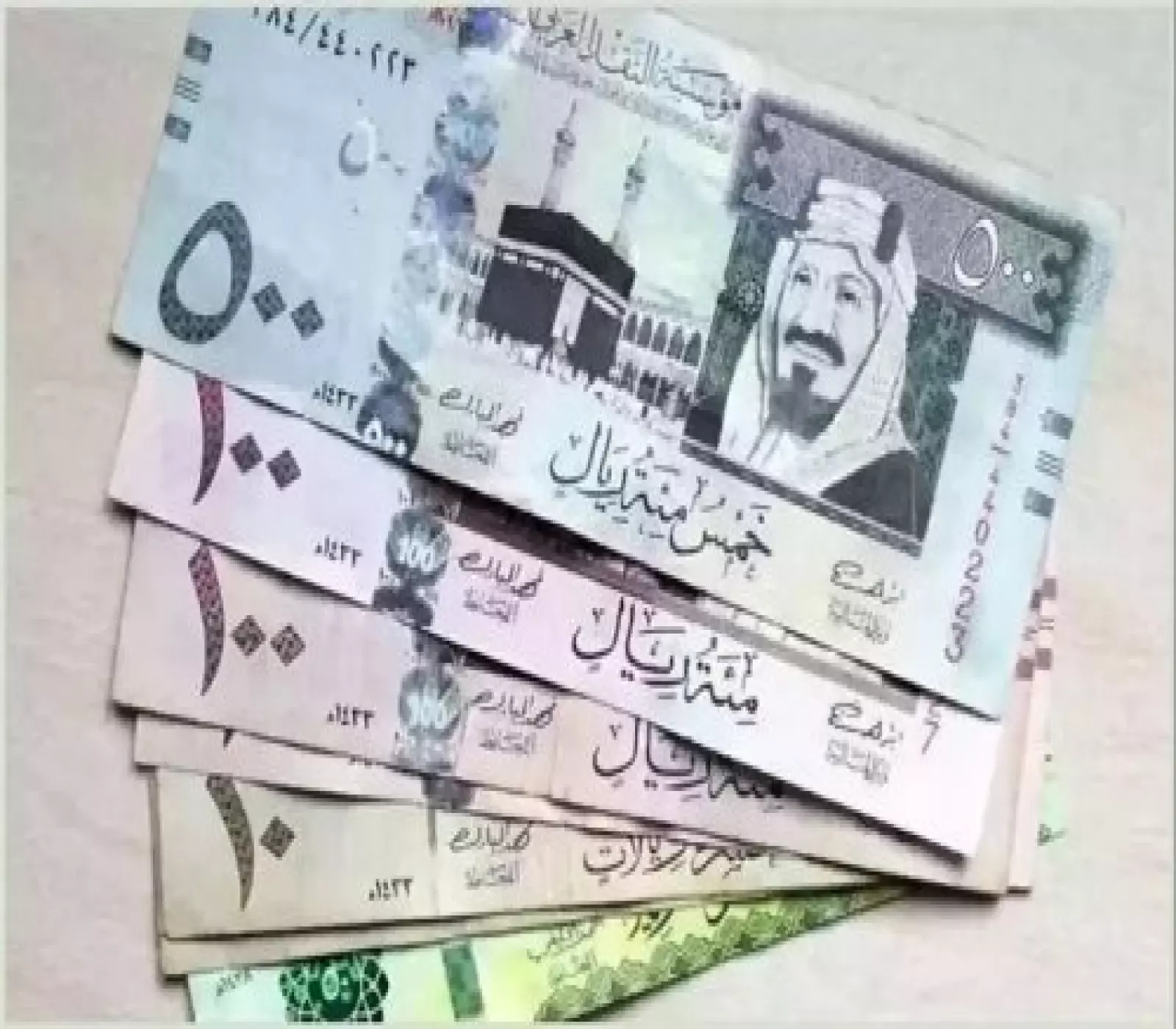 استعدوا! معاشات مايو وصلت إلى حساباتكم في السعودية أخيرًا!