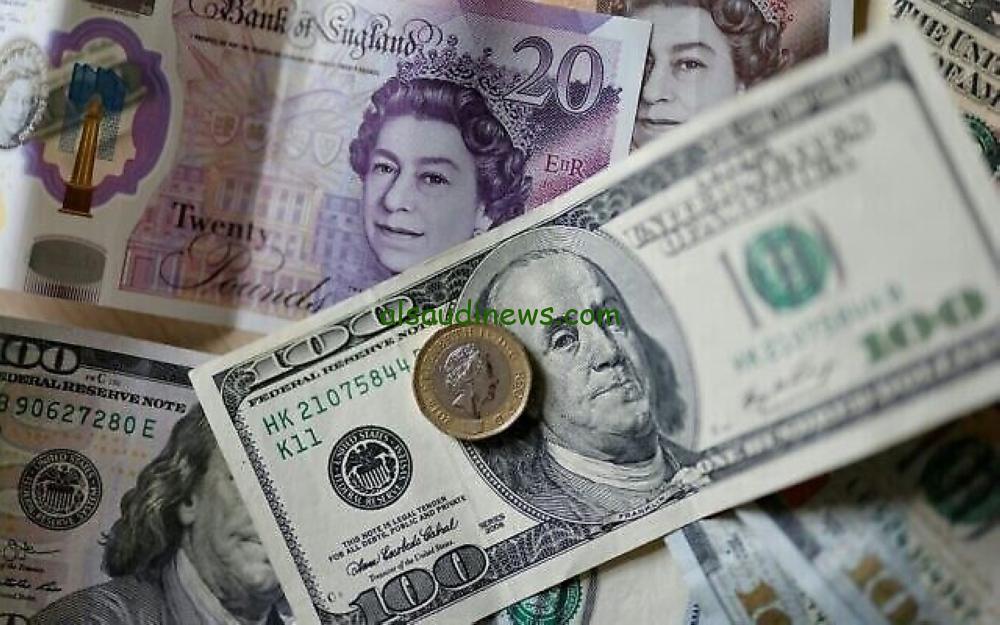 ارتفاع سعر الدولار مع انكماش الاقتصاد الأمريكي خلال ثلاثة أشهر