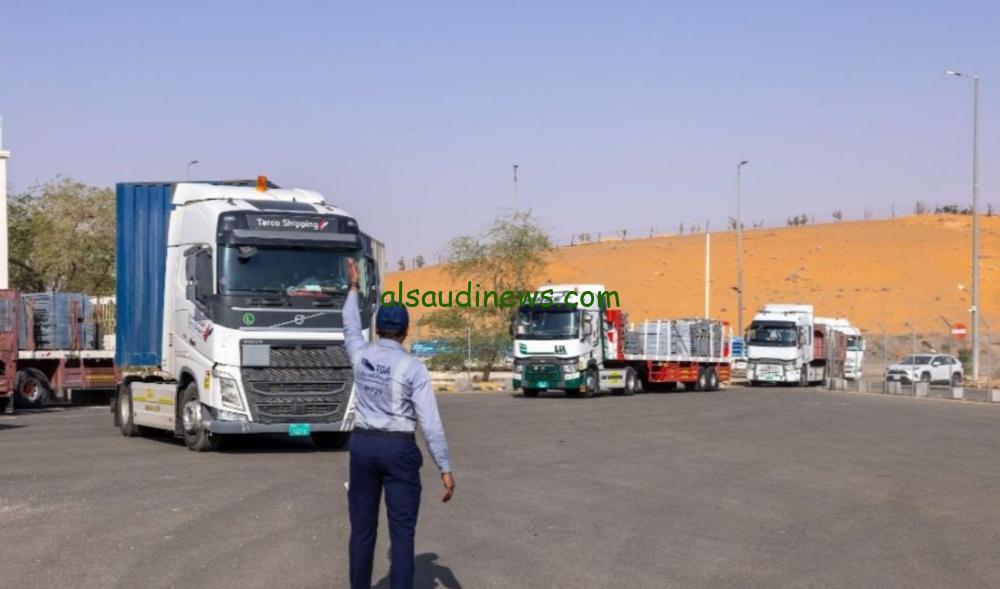 ضبط ثماني شاحنات أجنبية مخالفة في المملكة وتغريمها 80 ألف ريال