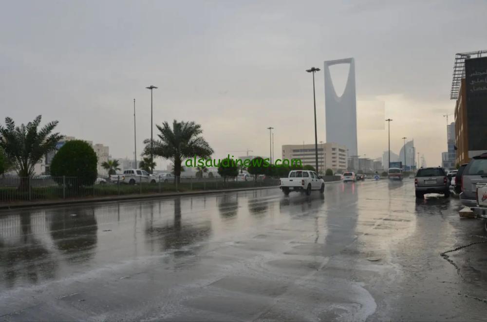 خريطة الأمطار في الرياض يوم الجمعة وأماكنها المحددة