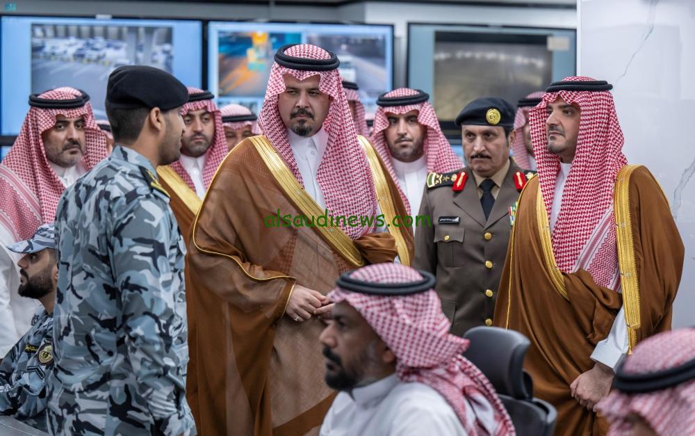وزير الداخلية يثمن جهود مركز عمليات أمن المسجد النبوي