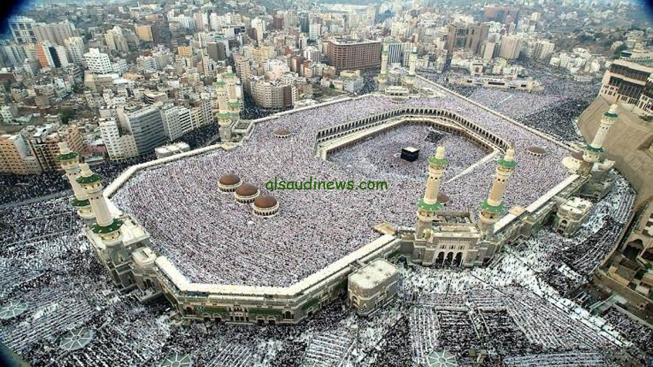 حصول العاملين في المملكة على إجازة حج مدفوعة الأجر وفق شروط محددة
