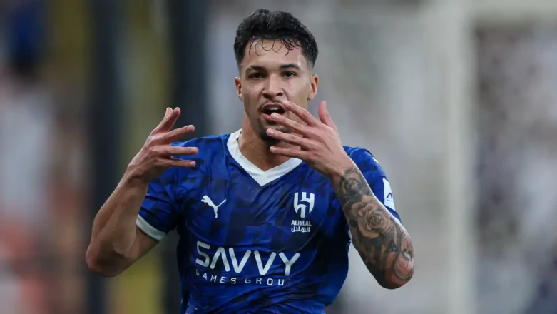 ماركوس ليوناردو يرد على اتهامات بعد غيابه عن الهلال