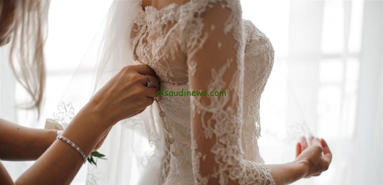 ممثلة شهيرة تكشف عن موعد زفافها من عريس خارج الوسط الفني