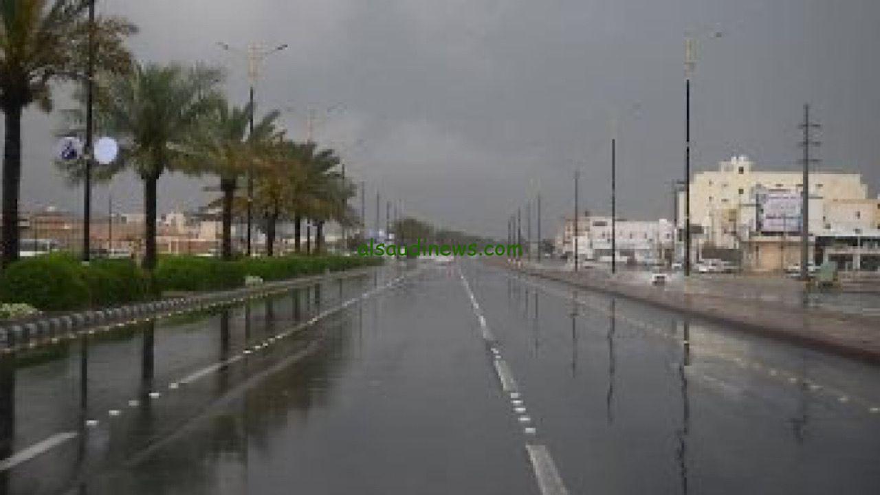توقعات بهطول أمطار غزيرة ورياح نشطة في عدة مناطق بالمملكة الأحد المقبل