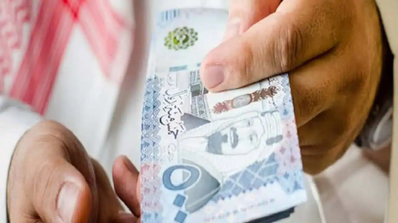 فرحة معاشات المتقاعدين بالسعودية تصل البلاد بشكل غير مسبوق!