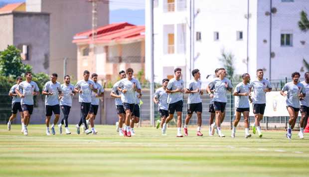 خاص.. ريفيرو يعتمد على أهل الخبرة بدفاع الأهلي